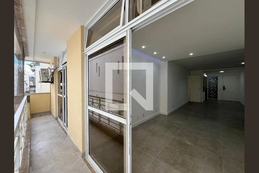 Washing machine in a 3-bedroom apartment, 101 m² — photo 33