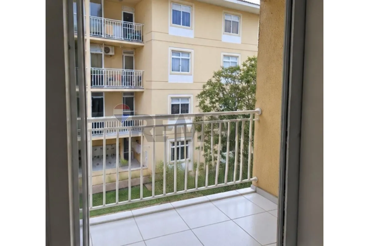 2-bedroom apartment with wood or laminate floors