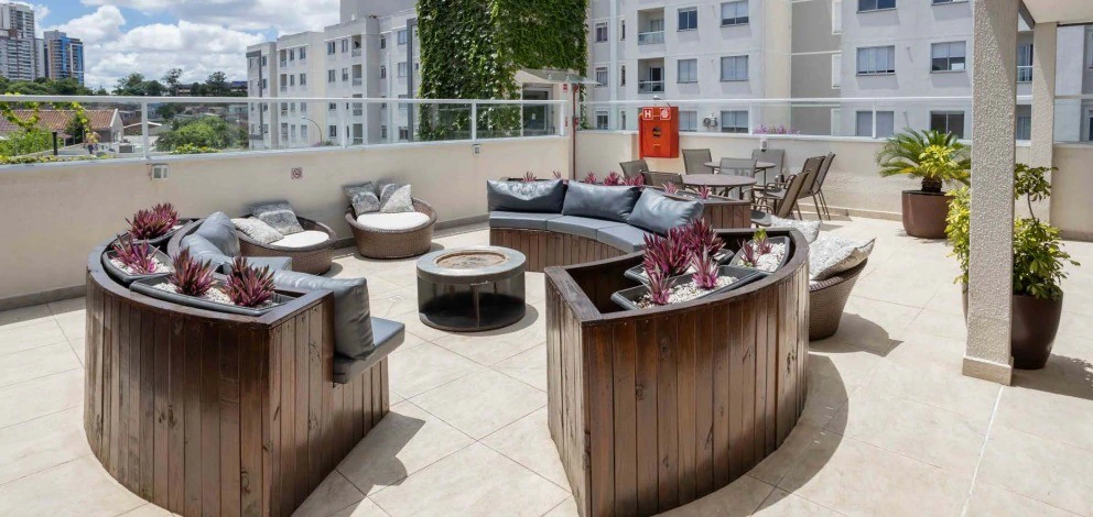 2-bedroom apartment with en-suite and private BBQ