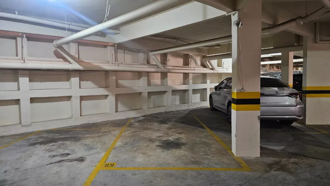 Furnished 2-bedroom apartment with parking and 53 m² — photo 20
