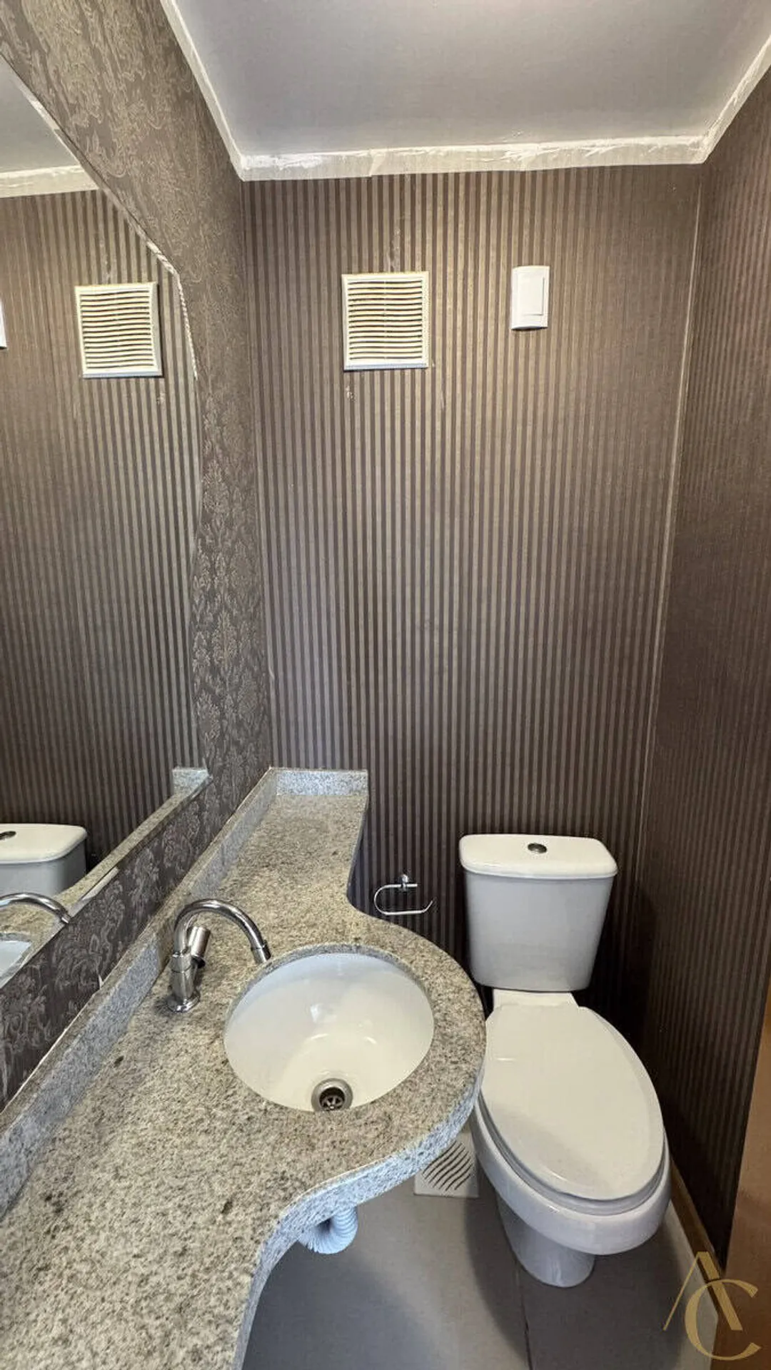 Furnished 129 m² apartment with 3 bedrooms and 1 parking space
