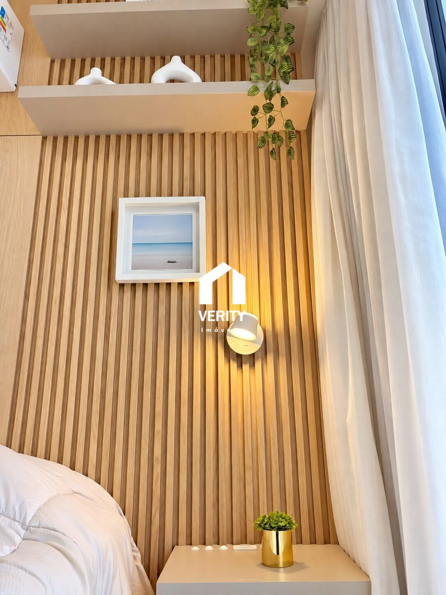 Furnished studio, 36 m², with a home office — photo 16
