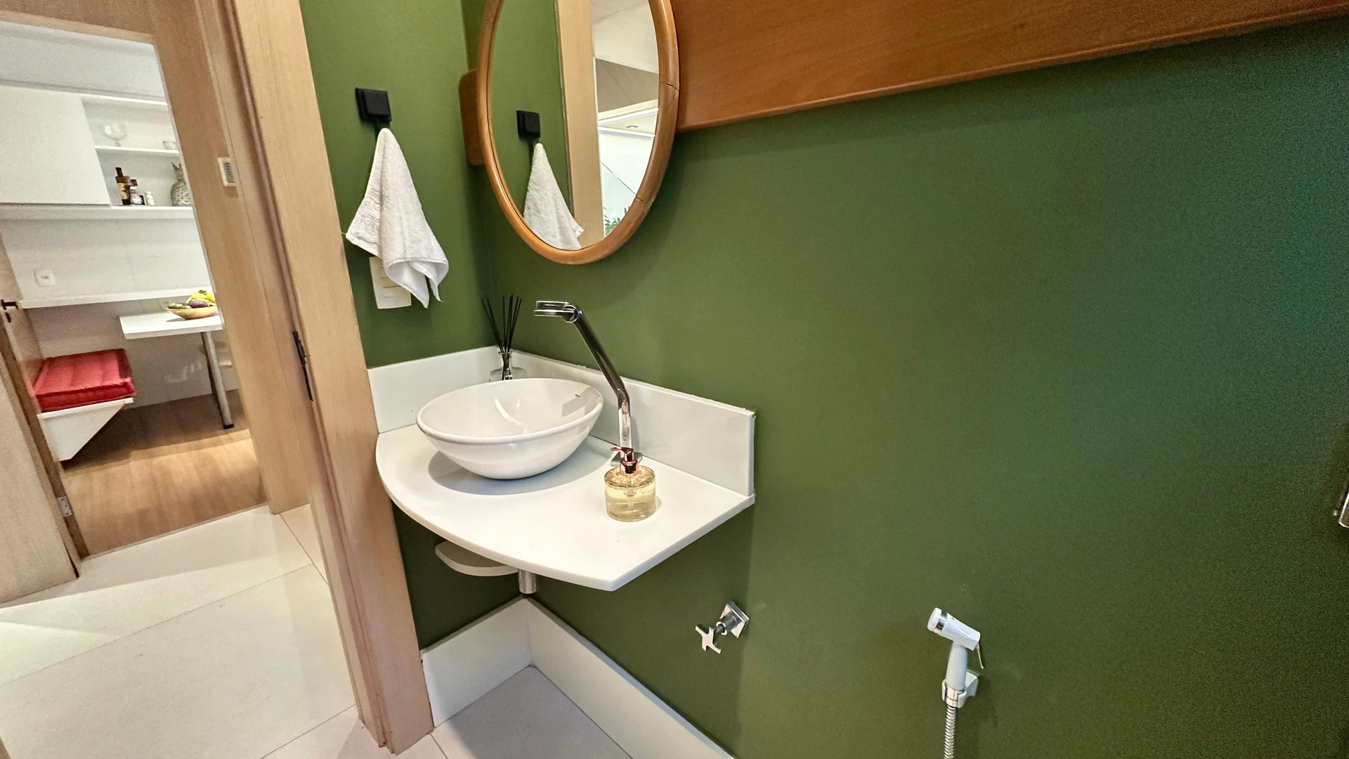Furnished house, 360 m², with a walk-in closet — photo 42