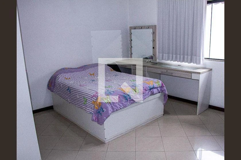 Casa de 4 dormitorios con espacio de home office — photo 20