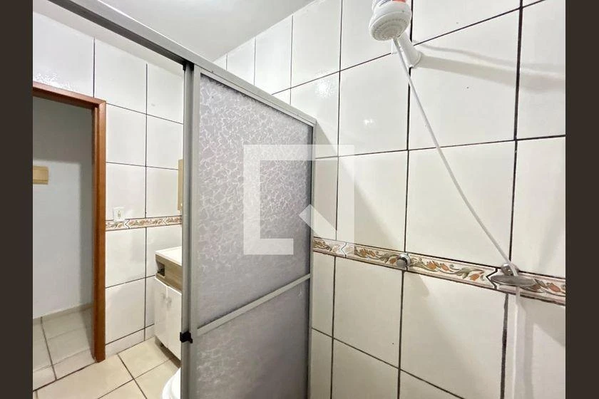 2-bedroom house with a washing machine in Florianópolis — photo 19