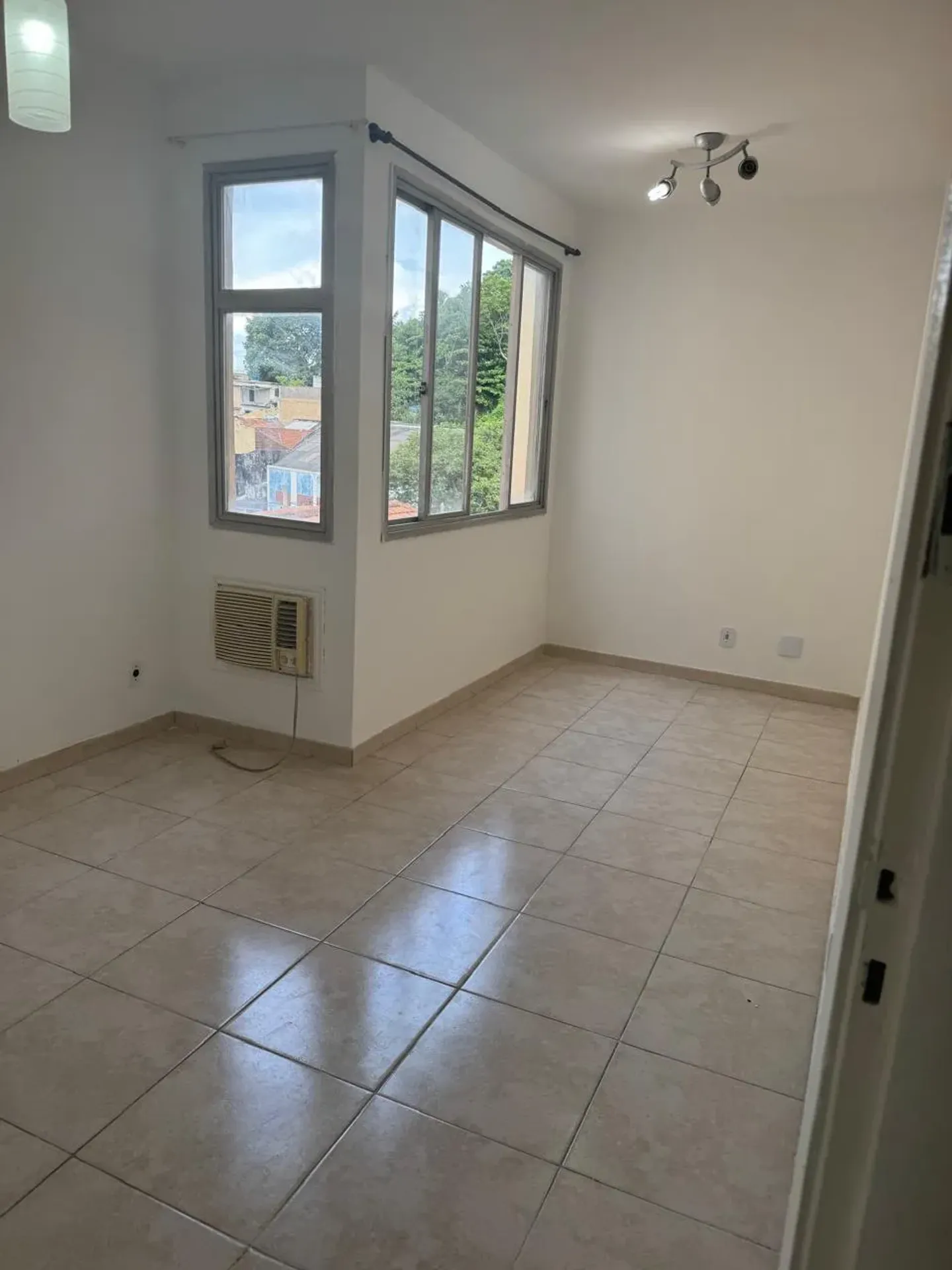 2-bedroom apartment, 50 m² — photo 3