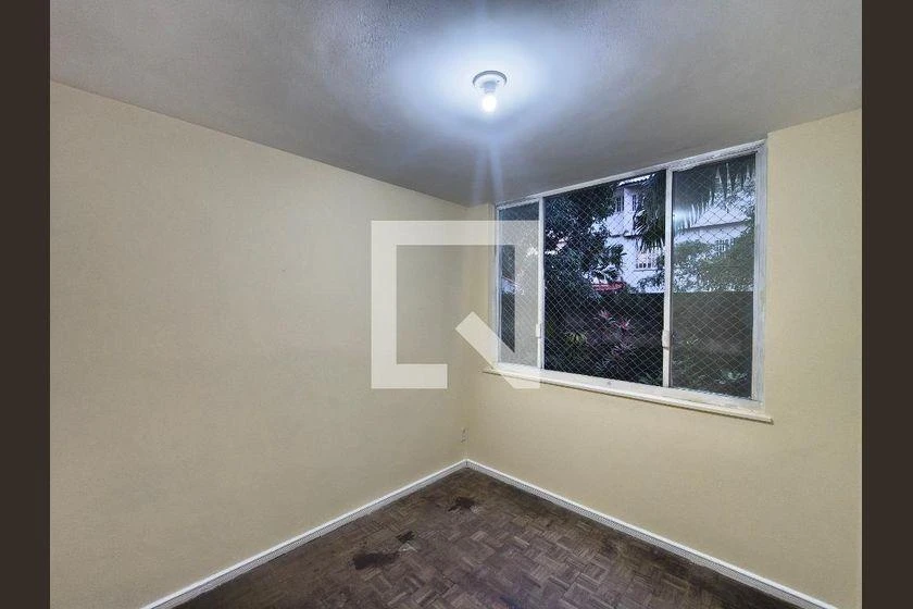 Apartment, 56 m², with wood or laminate floors — photo 11