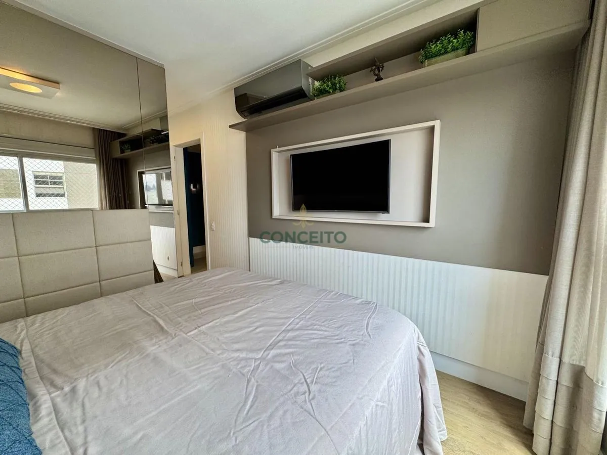 2-bedroom apartment with floor-to-ceiling windows — photo 40