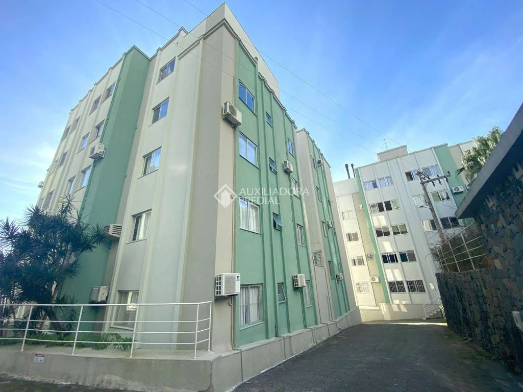 Квартира з 3 спальнями, 2 ванними та 1 місцем — photo 5