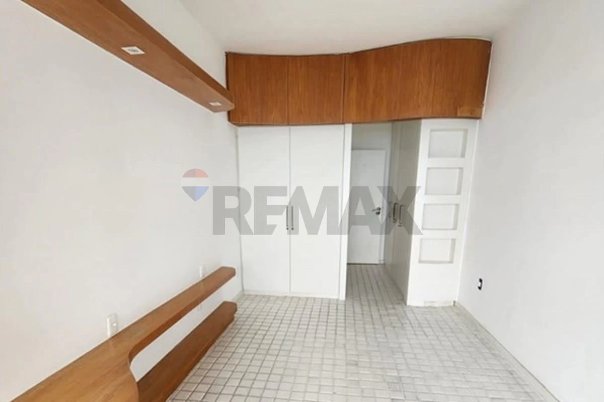Apartamento de 1 quarto com sacada de vidro e 67 m² — photo 7
