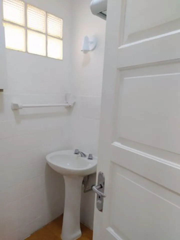 Apartment with living room, 2 bedrooms and 1 bath — photo 34