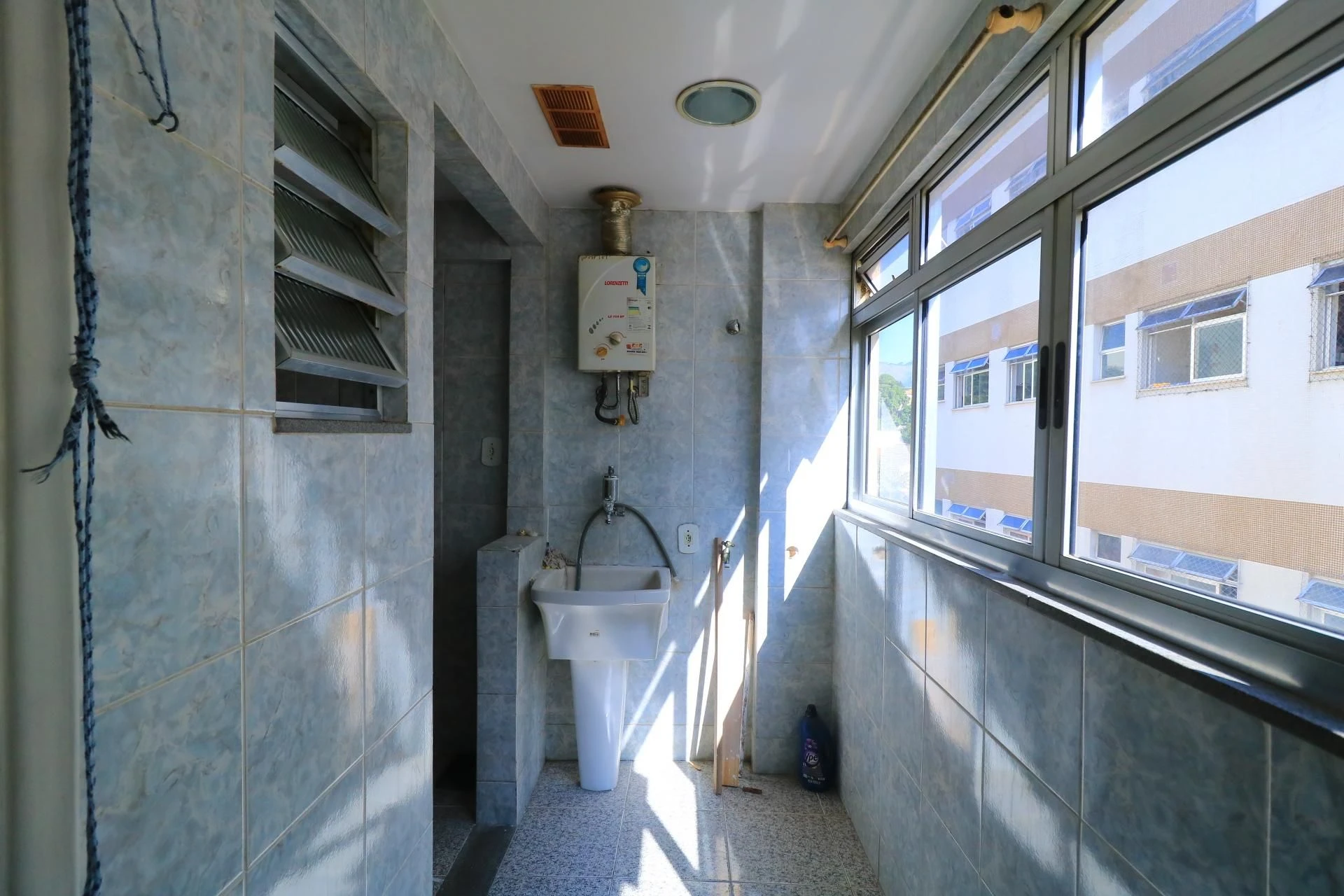Apartamento sin amueblar de 2 dormitorios con balcón — photo 27