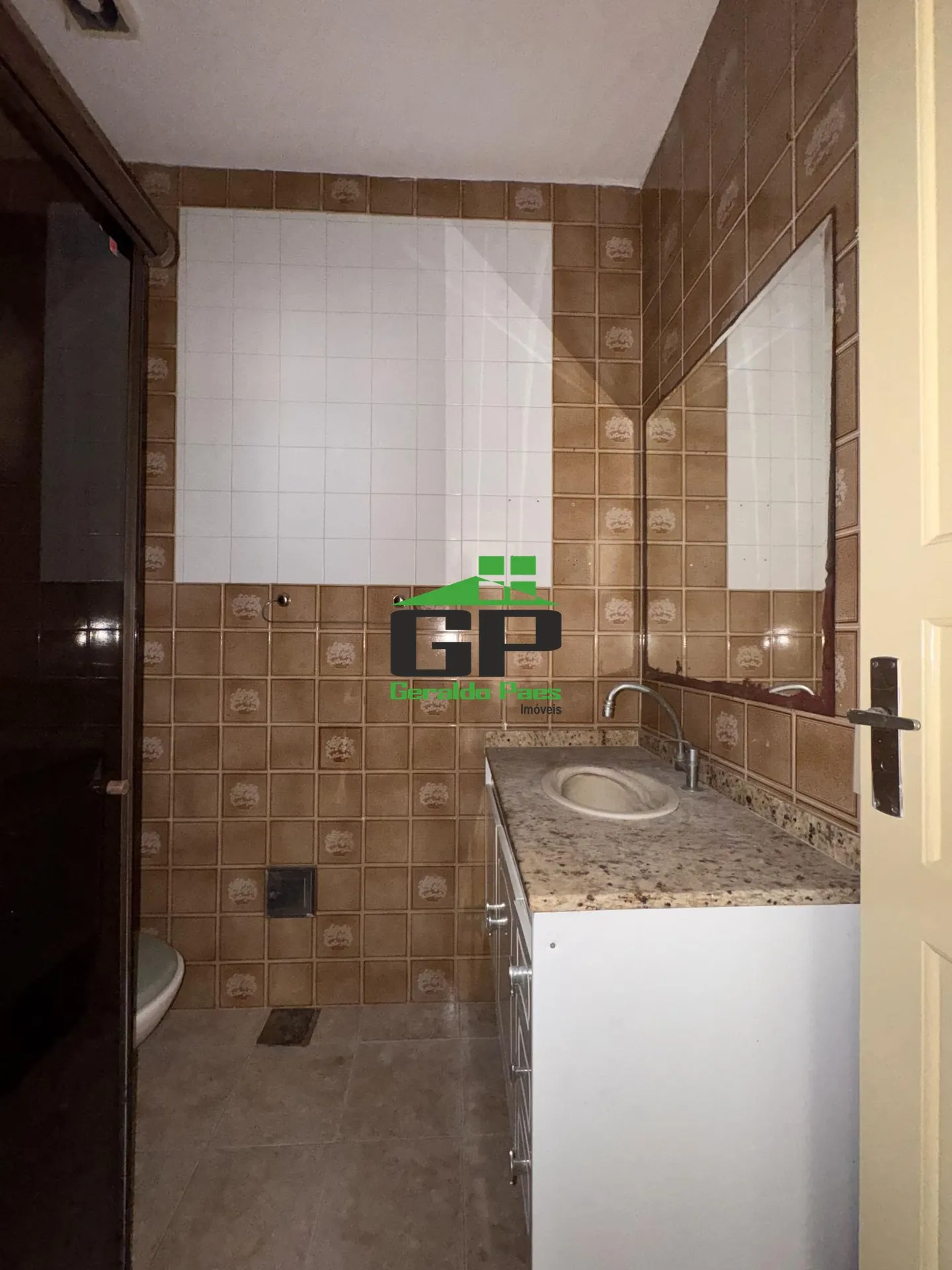 Unfurnished house with 4 bedrooms and a balcony — photo 14