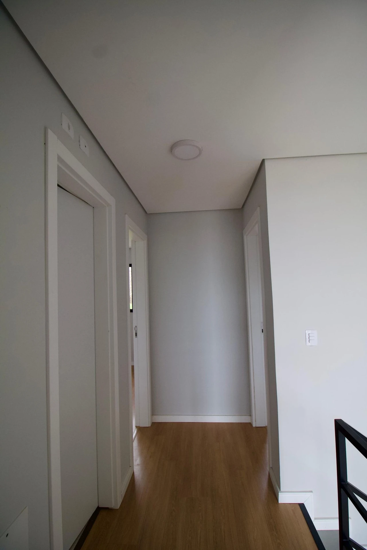 Floor-to-ceiling windows in a 3-bedroom house, 160 m² — photo 64