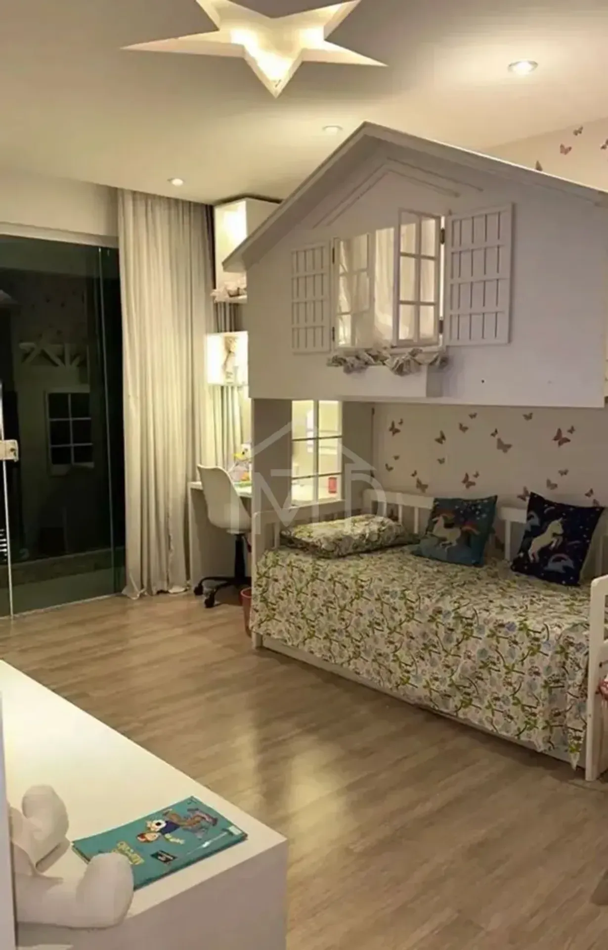 Мебльований будинок на 5 спалень і 700 м² з 2 місцями — photo 9