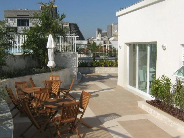 Furnished 40 m² apartment with a closed kitchen — photo 22