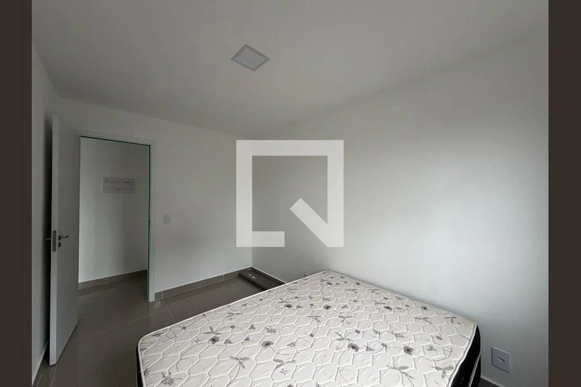Квартира 40 м² з 1 спальнею та балконом — photo 17