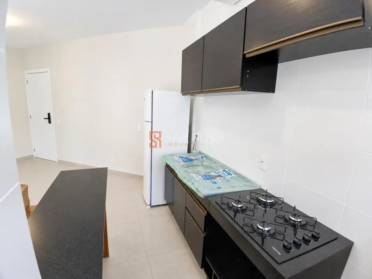 2-bedroom apartment with a washing machine — photo 7