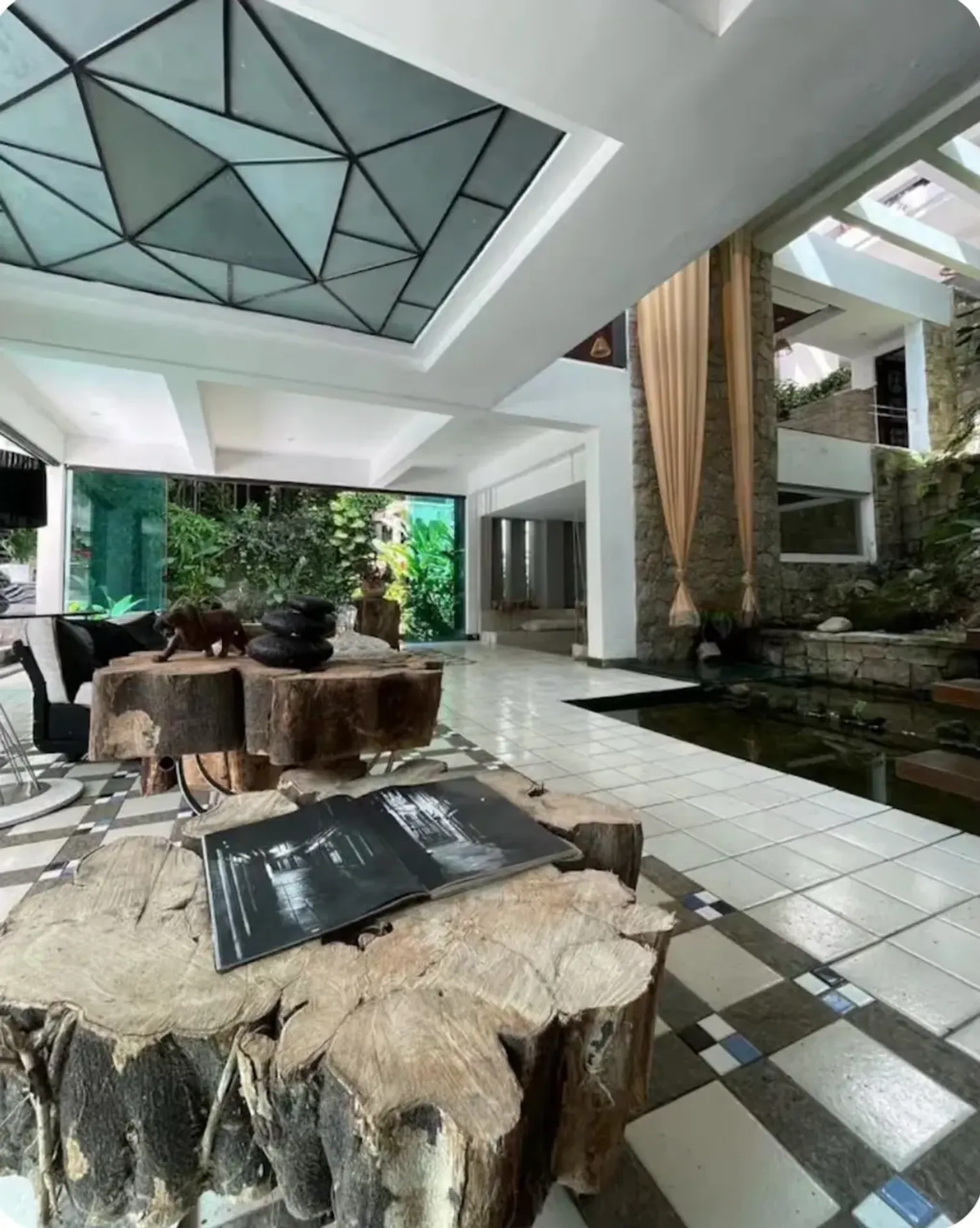 Будинок 840 м² з панорамними вікнами та видом на гори — photo 2