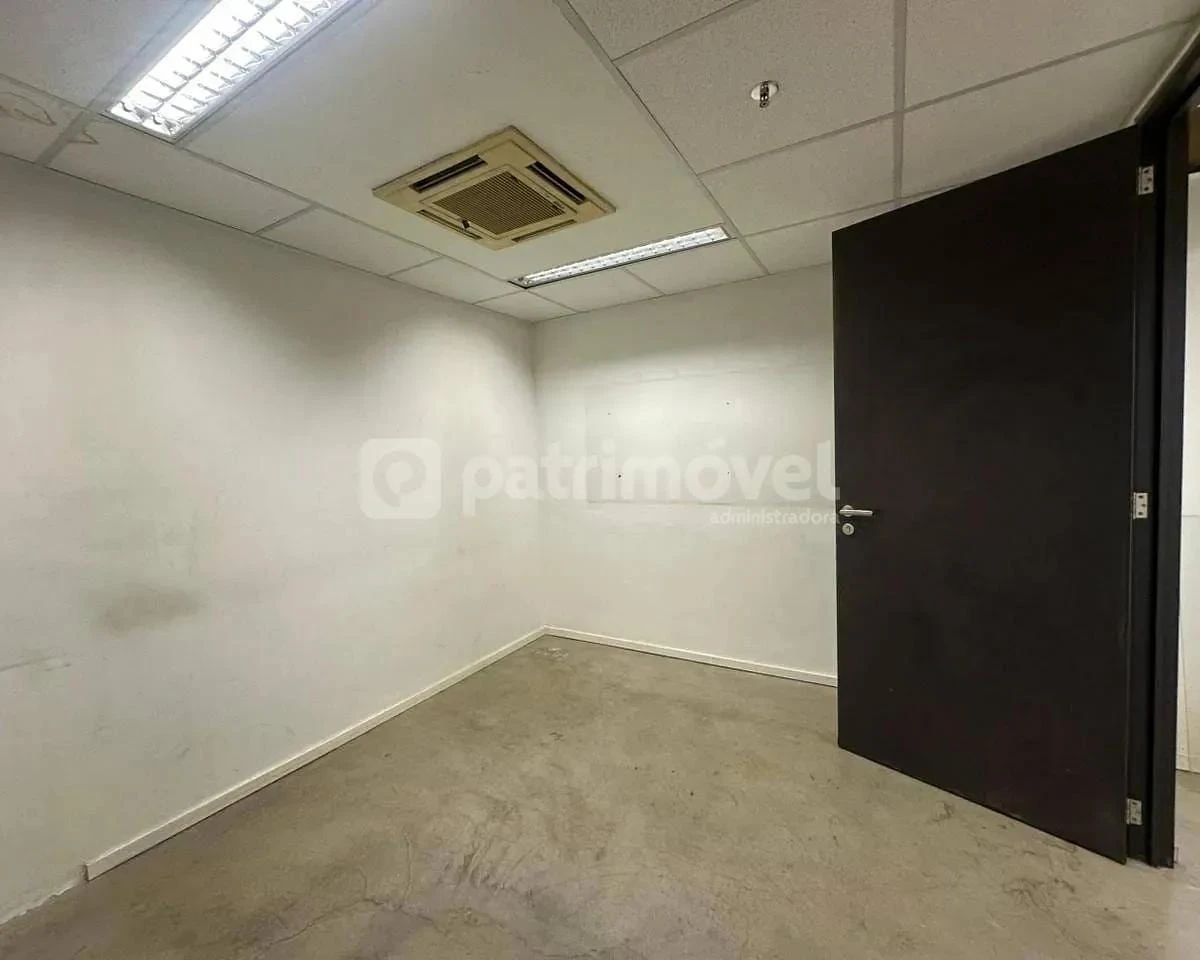 716 m² apartment with 1 bedroom and 4 bathrooms — photo 4
