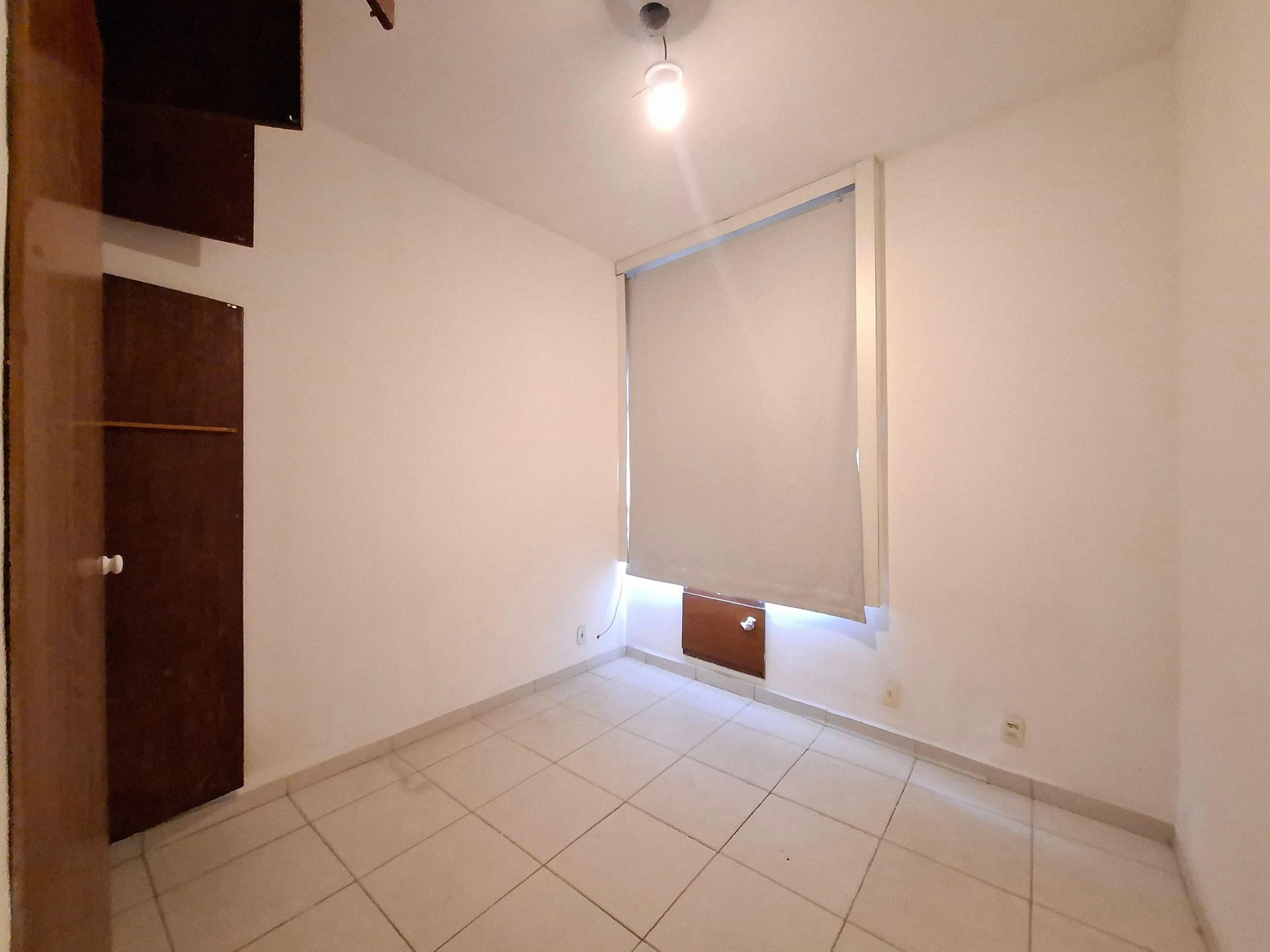 Unfurnished 3-bedroom apartment with 3 bathrooms — photo 3