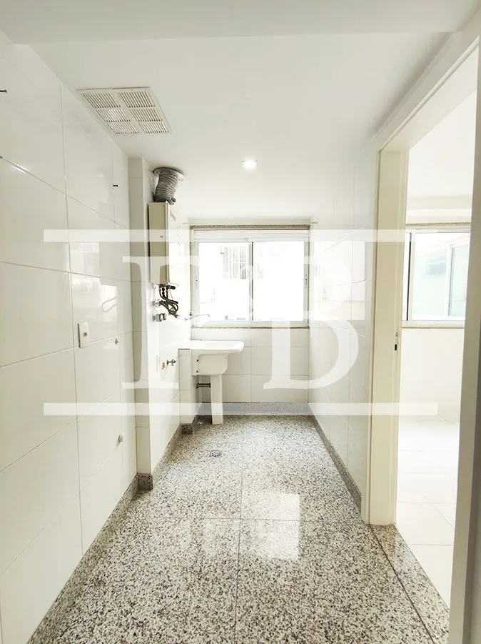 Rental apartment with 4 bedrooms and 4 bathrooms — photo 29