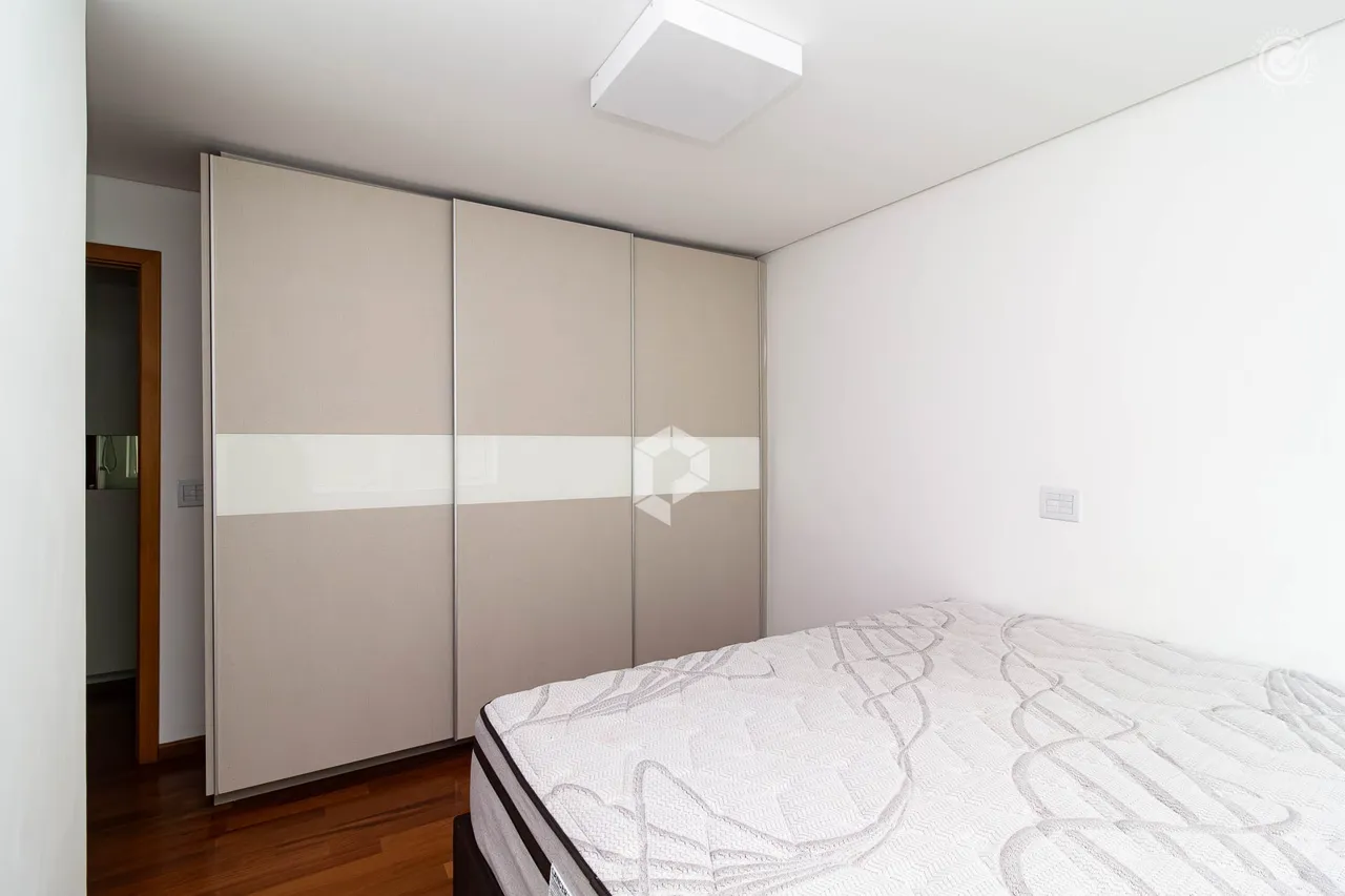 3 en-suite bedroom apartment with 3 parking spots 426 m² — photo 16