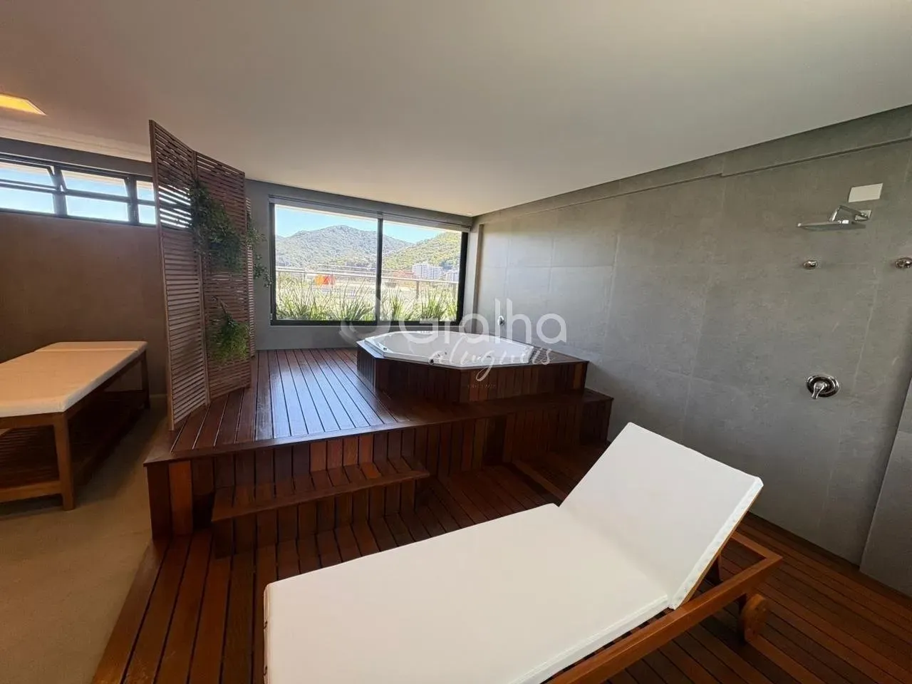 Furnished 2-bedroom 2-bath apartment with 71 m² and 1 parking — photo 10