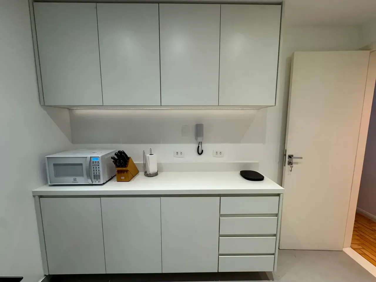 Furnished 82 m² apartment with 2 bedrooms and 2 bathrooms — photo 2