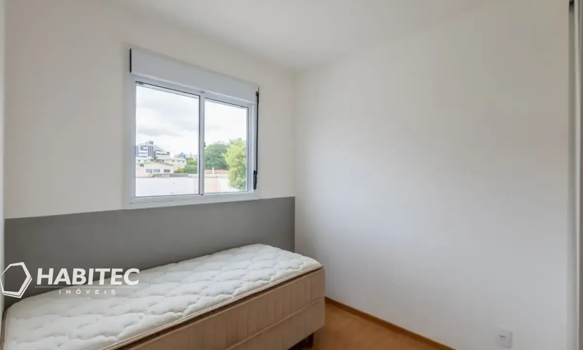 Furnished 2-bedroom apartment with a balcony — photo 3