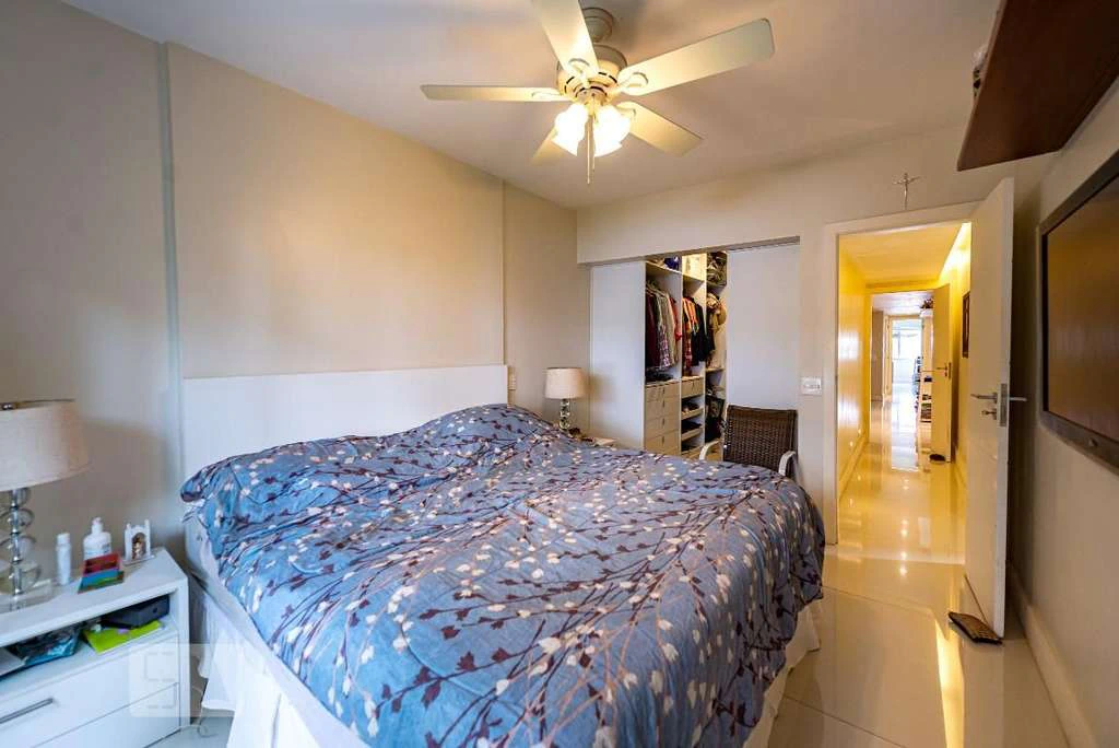 Rental apartment with 4 bedrooms and 200 m² — photo 8