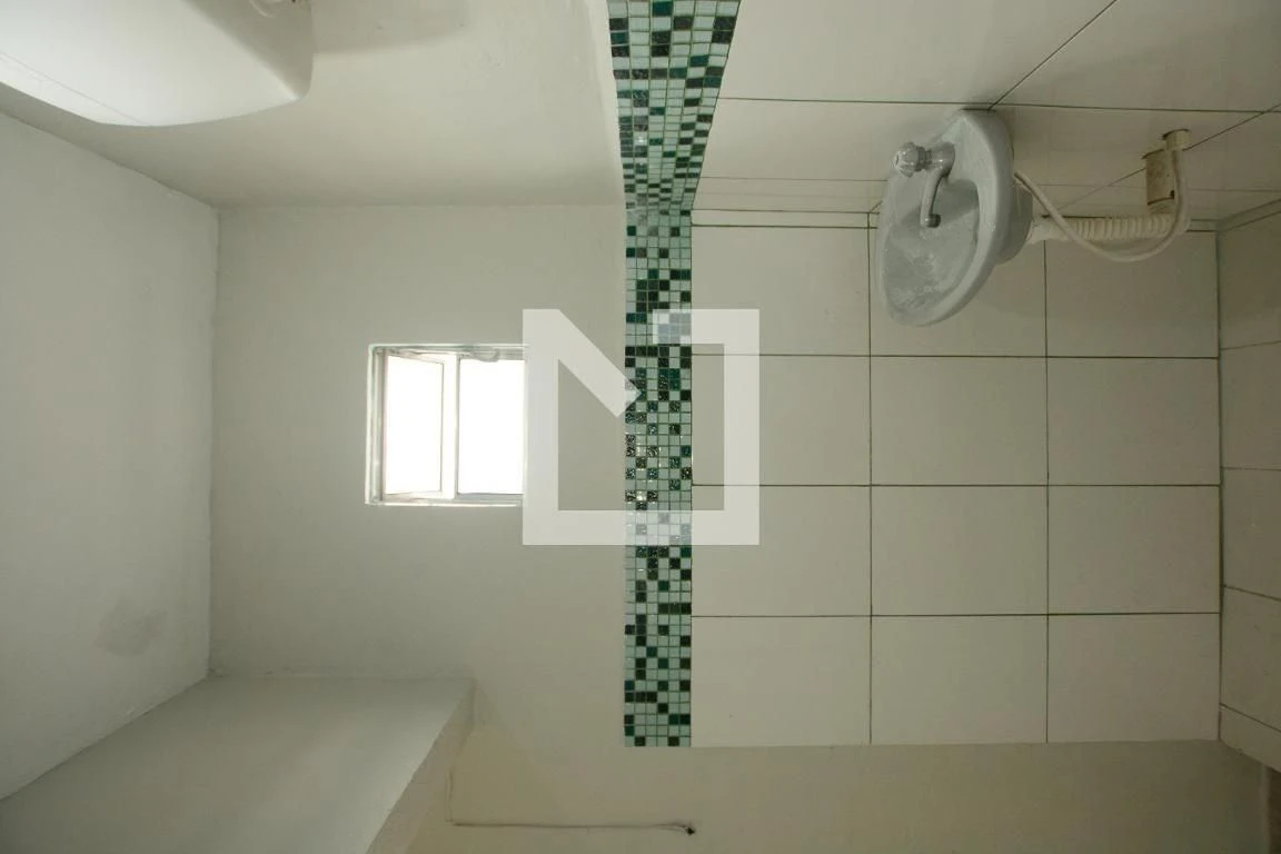 Unfurnished 2-bedroom apartment with private BBQ balcony — photo 7