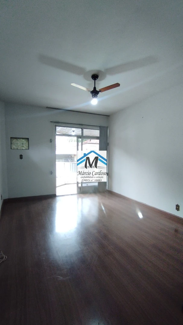 1-bedroom apartment with enclosed kitchen and gas — photo 28