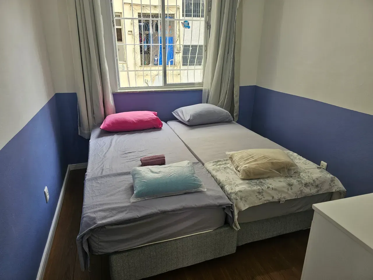 Furnished 2-bedroom apartment with balcony and 74 m² — photo 17