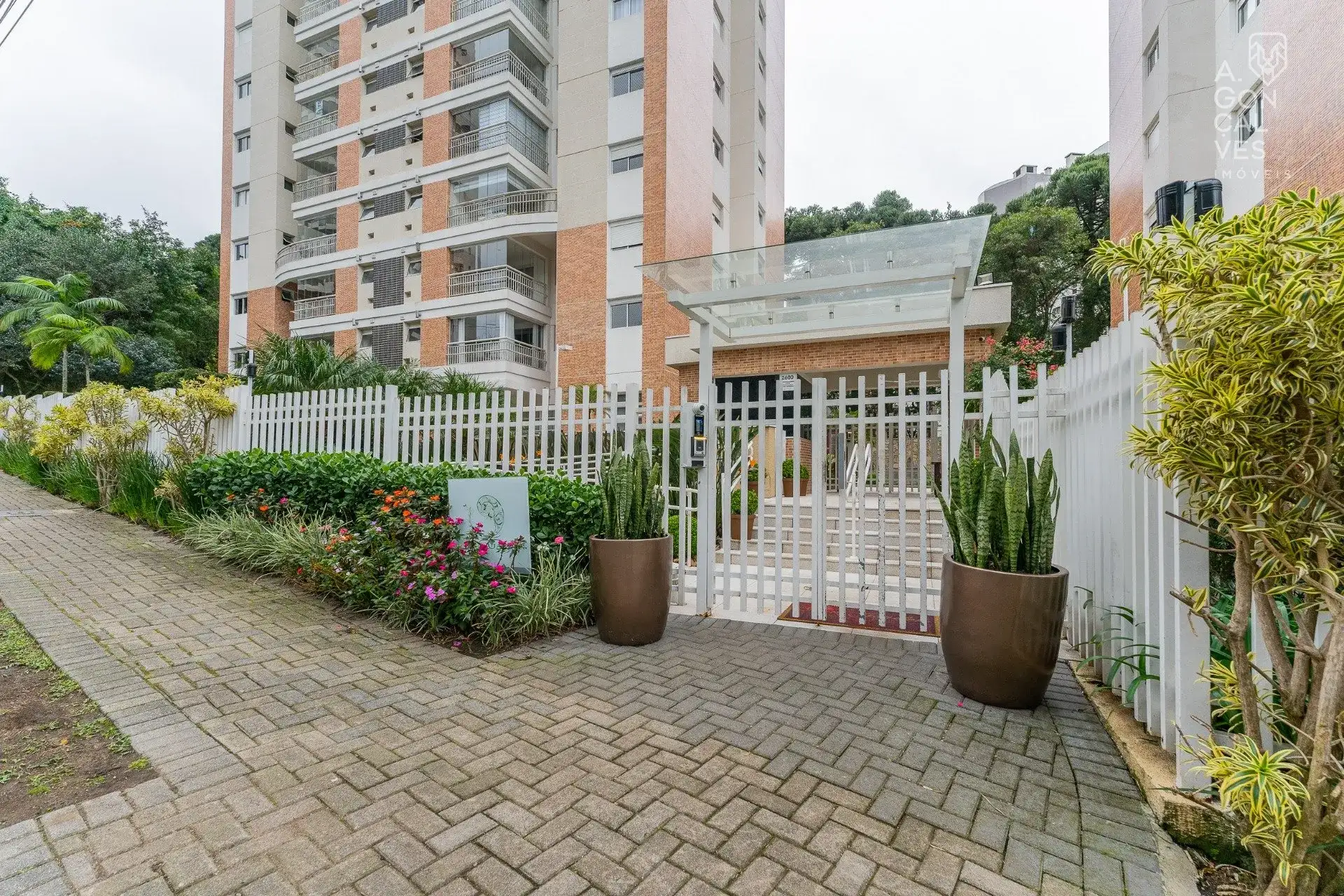 Apartamento de 3 dormitorios y 2 plazas, 233 m² — photo 35