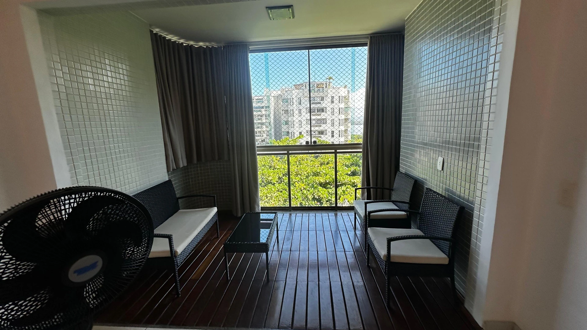 Furnished apartment with balcony and 1 bedroom — photo 24