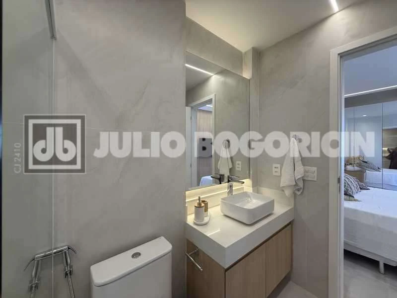 Furnished 2-bedroom apartment with an en-suite — photo 10