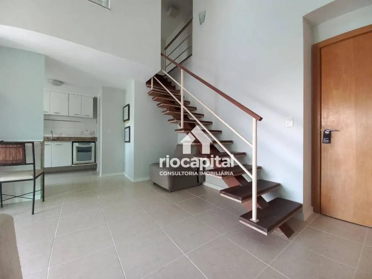 Duplex furnished apartment with 1 bedroom and 2 bathrooms — photo 10