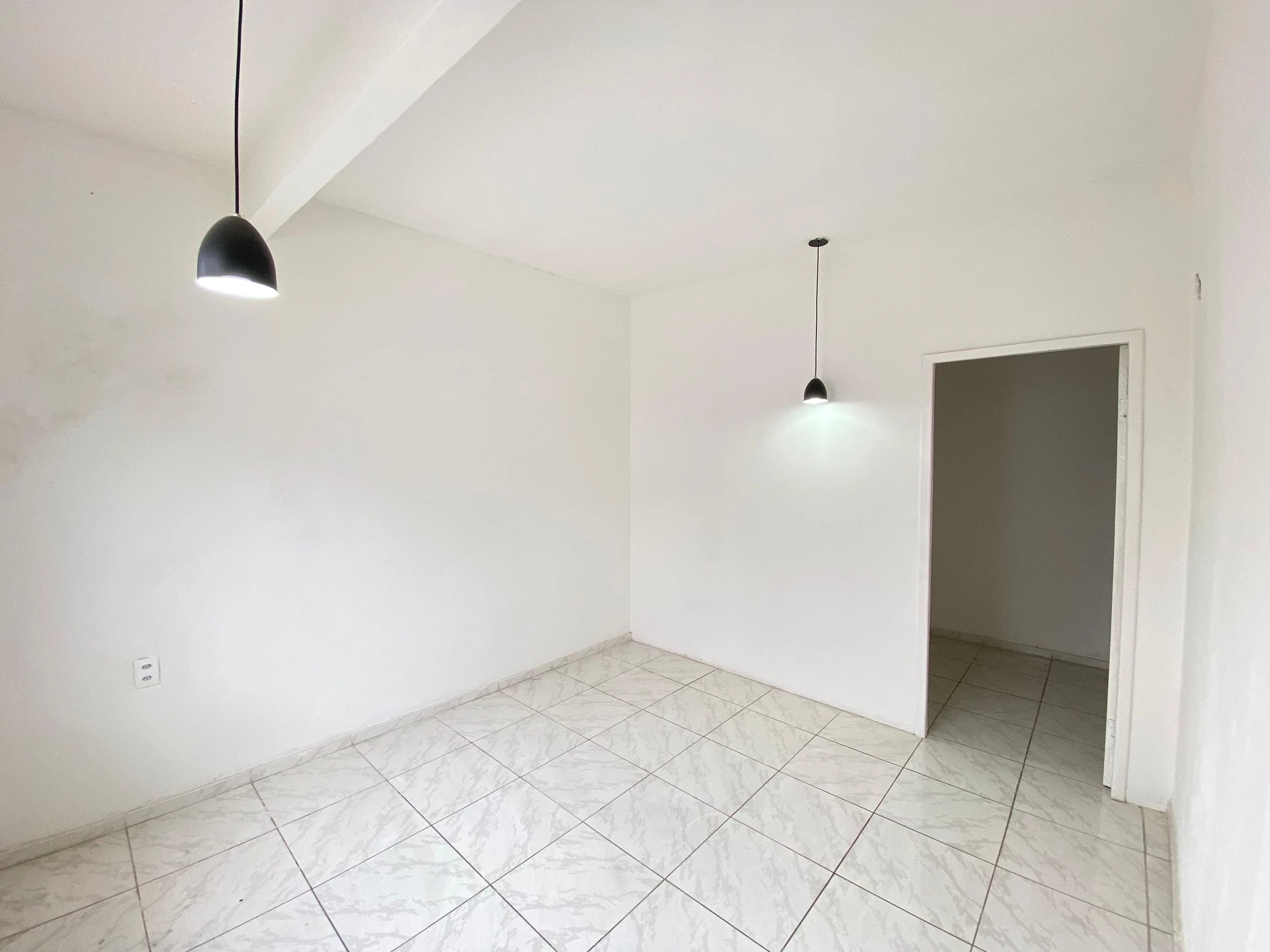 Rental house with 2 bedrooms and no parking — photo 13