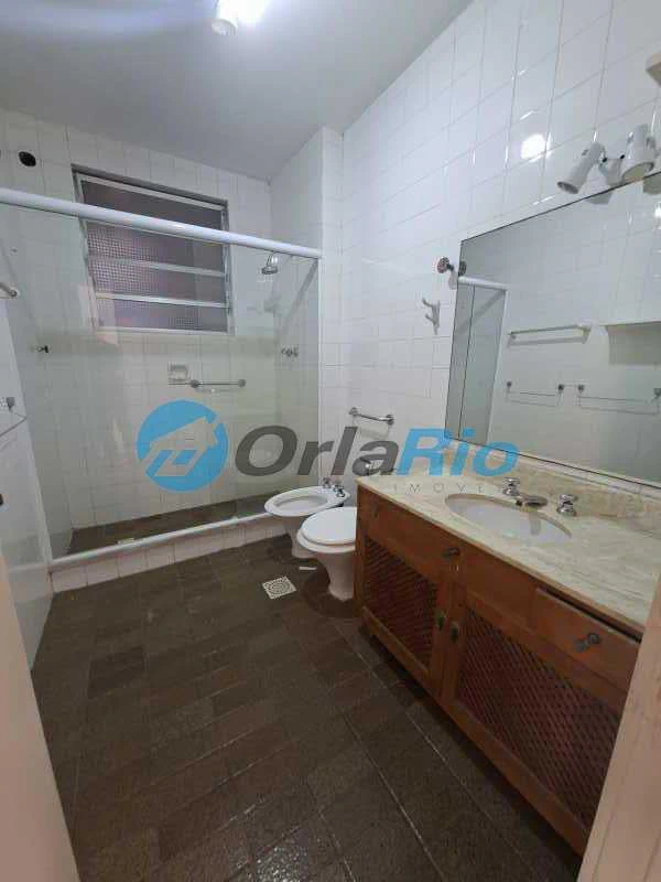 2-bedroom apartment with private BBQ and 1 parking spot — photo 17