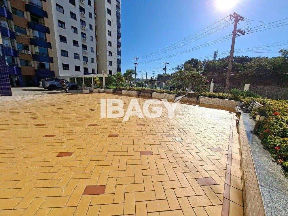 98 m² apartment with a private BBQ and a private pool — photo 17