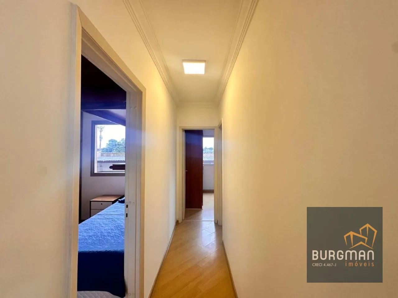 2-bedroom apartment with 1 bathroom and an open-plan kitchen — photo 15