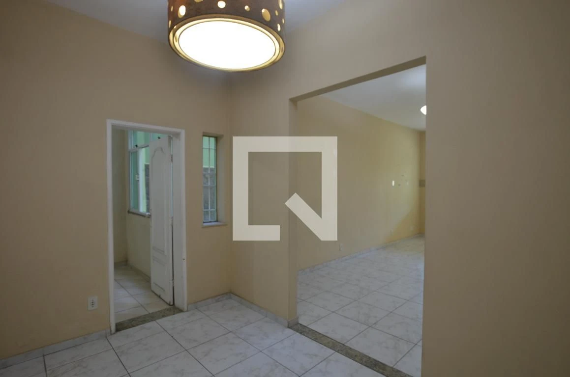Casa sem mobília com 5 quartos e 5 banheiros — photo 3