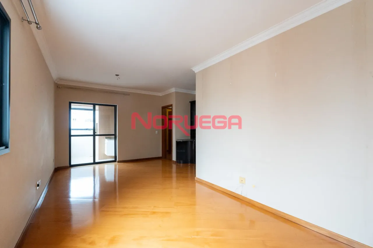 2-bedroom apartment with a built-in balcony grill — photo 11