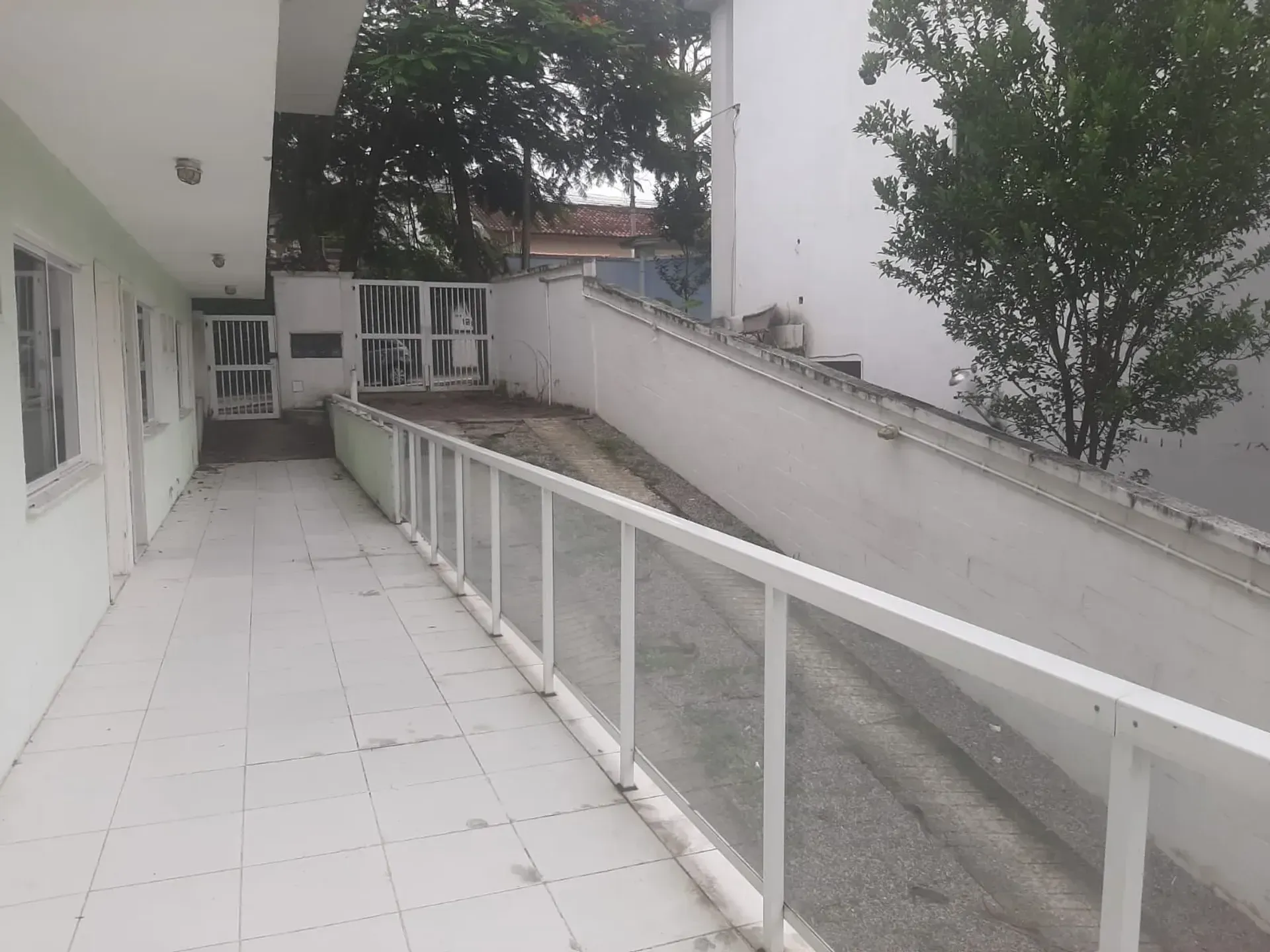 Condominium house with 2 bedrooms and mountain views — photo 31