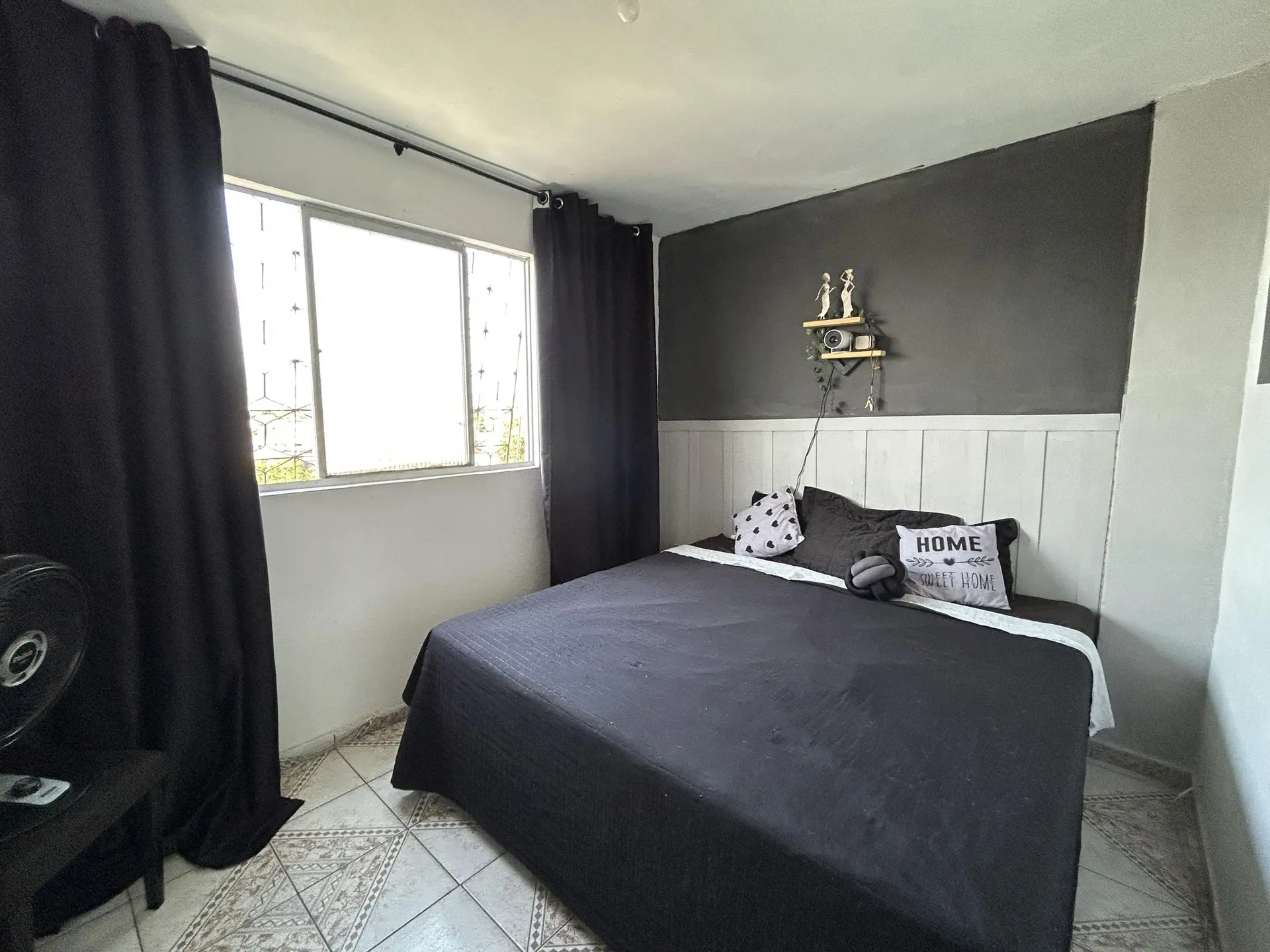 Furnished 2-bedroom apartment with building party room — photo 26