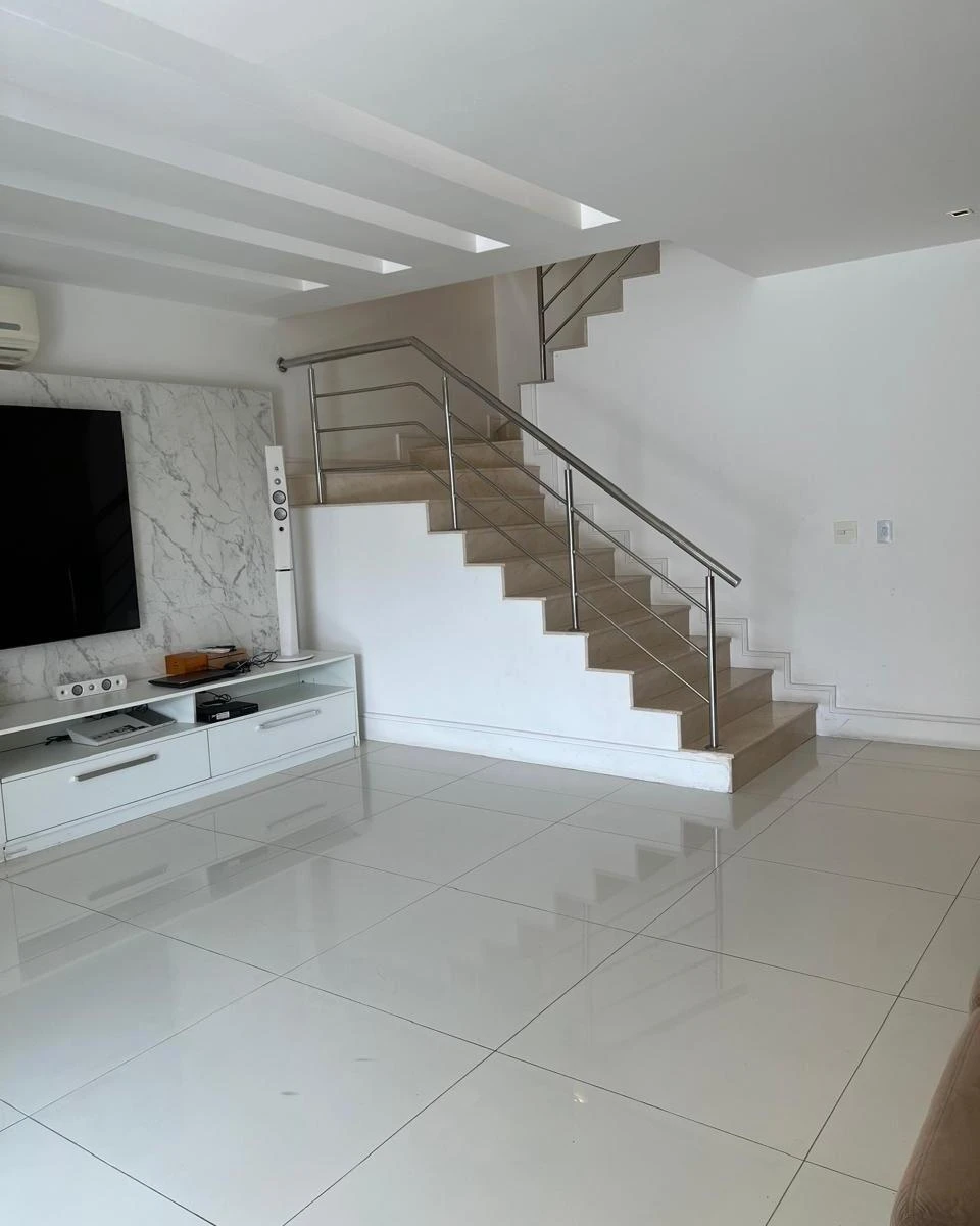 Furnished house with 3 en-suite bedrooms and 4 parking — photo 27