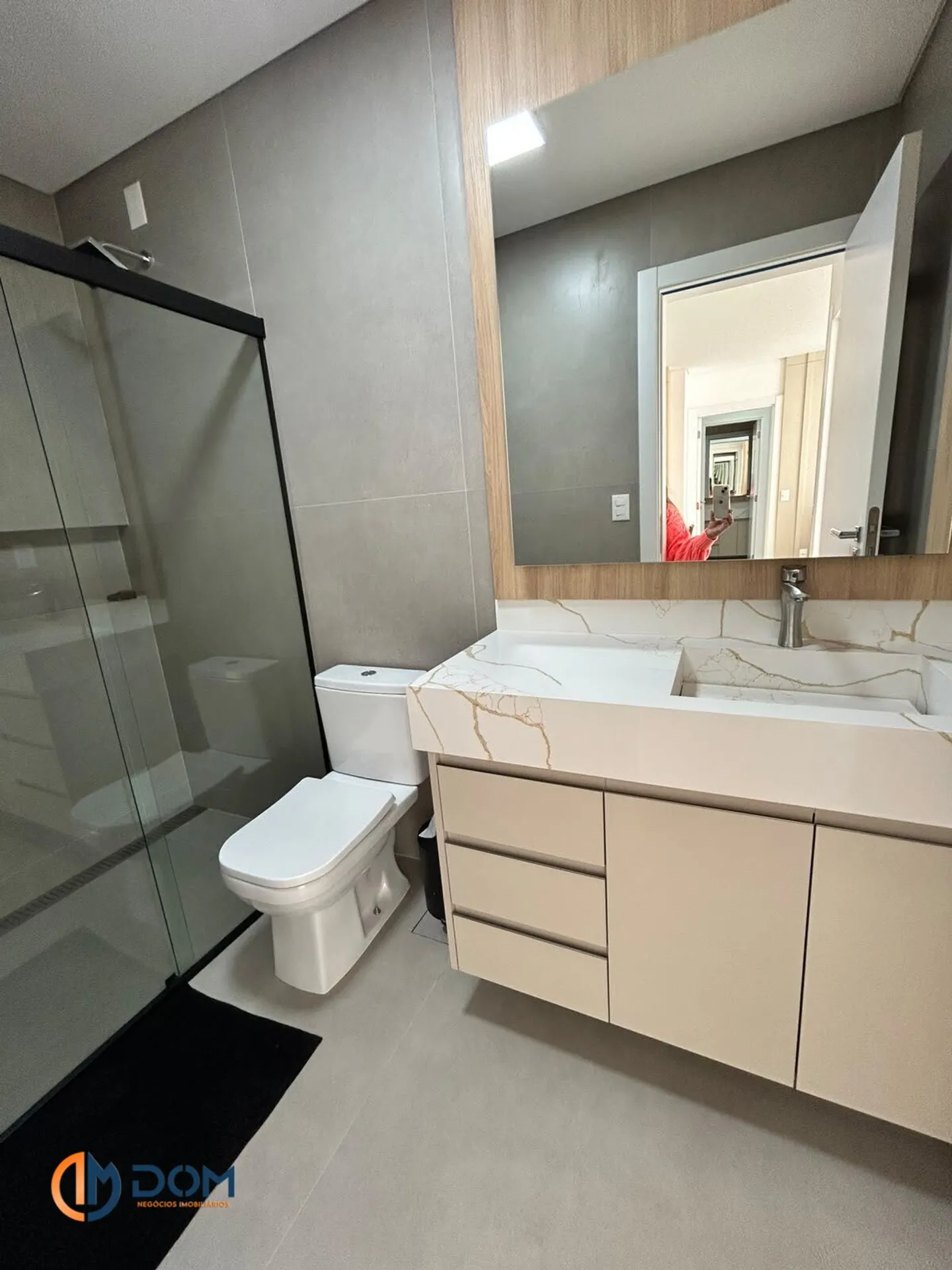 Меблированная квартира с 2 спальнями и открытой кухней — photo 10