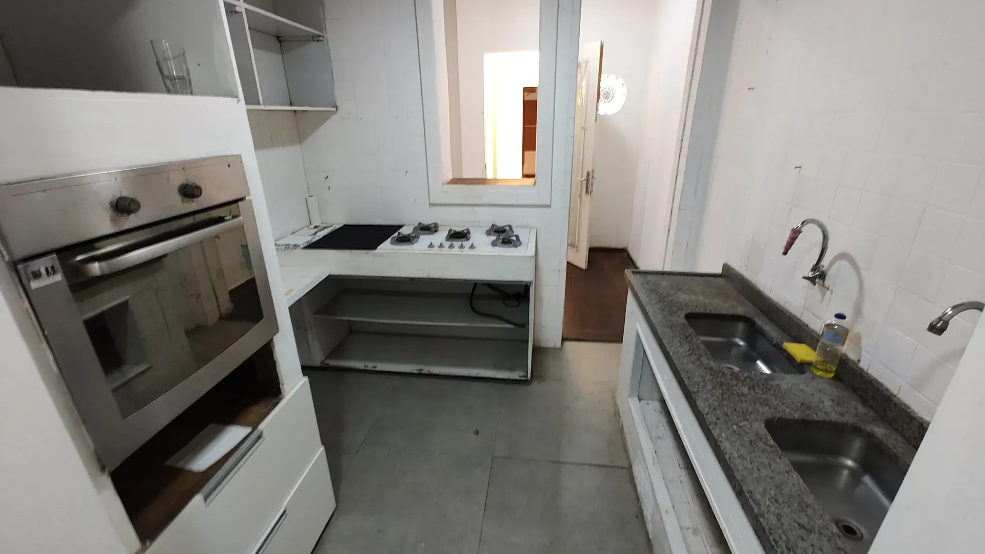 Незамебльований будинок з 4 спальнями і 4 ванними — photo 26