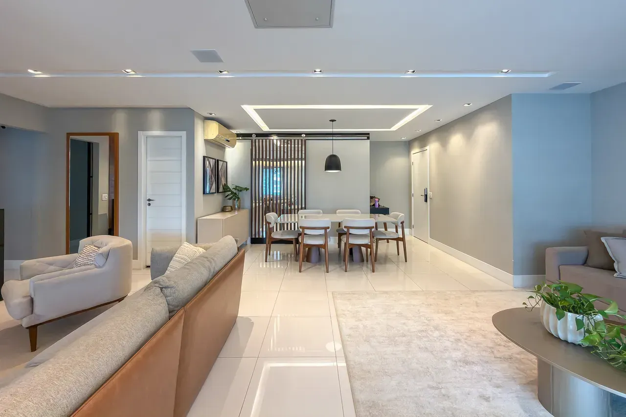 Furnished 3-bedroom apartment with 4 bathrooms — photo 14